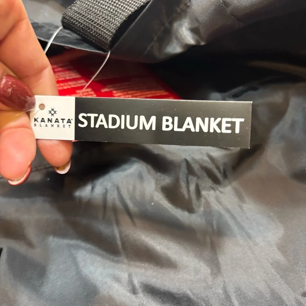 Brand new with Tags‎ Katana Stadium Blanket with Travel Bag Branded